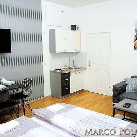 Markopolo Apartments Виена Екстериор снимка